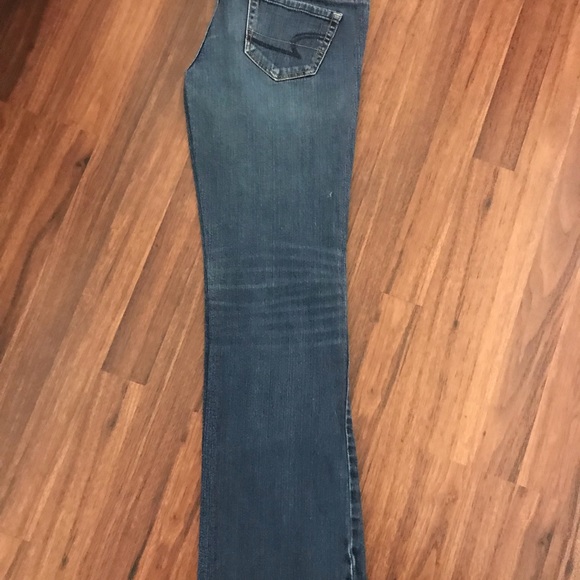 American Eagle boyfriend jeans - Picture 2 of 2